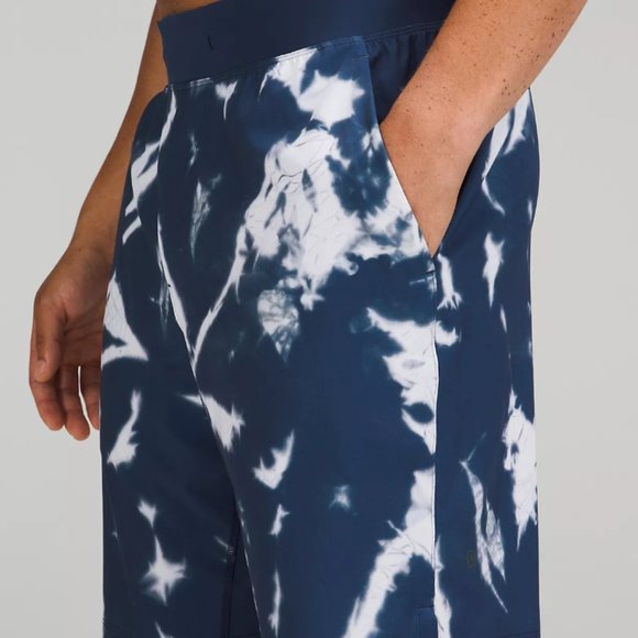 lululemon T.H.E. Linerless Short 9" - Picture 5 of 5